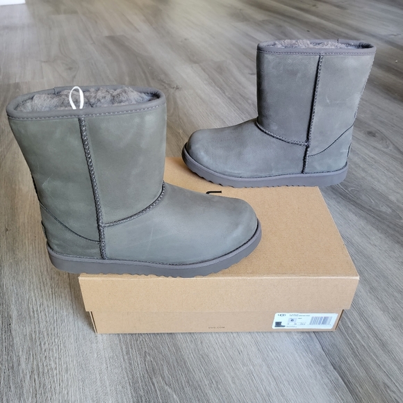 SOLD - Picture 2 of 10